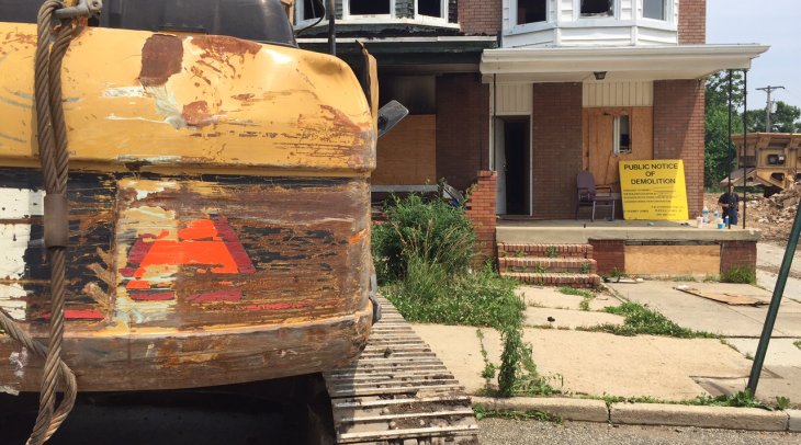 Last blighted home on Tivoly Avenue demolished 